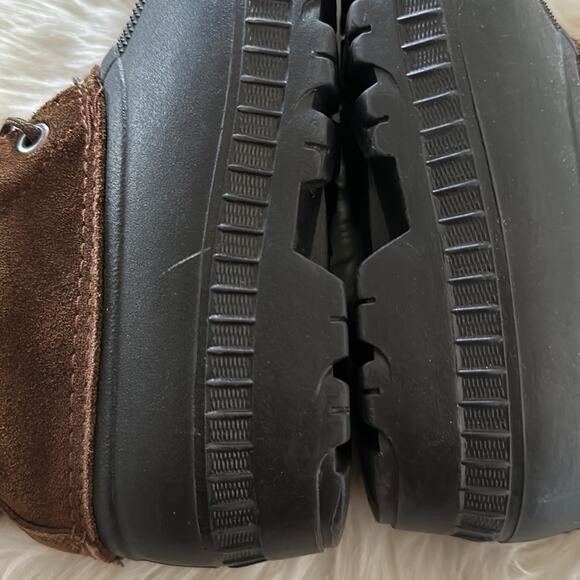 Kids Waterproof Lace Up Boots Size 11 - Picture 4 of 10